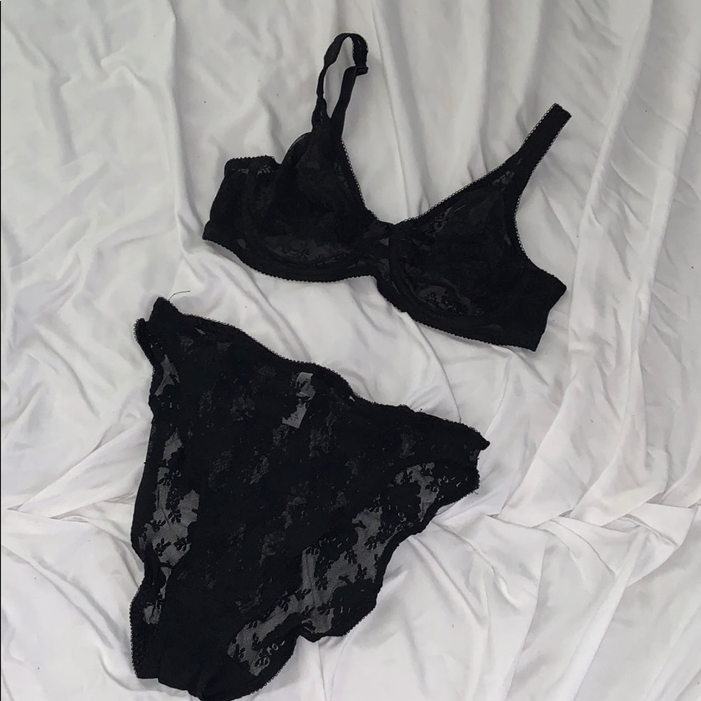 Vintage Christian Dior high cut black lace panties - Picture 2 of 15